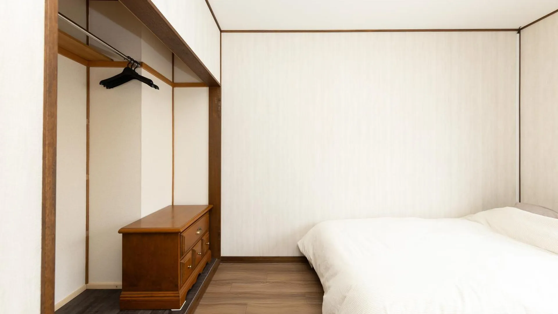 Guest House 来夢 أوتارو