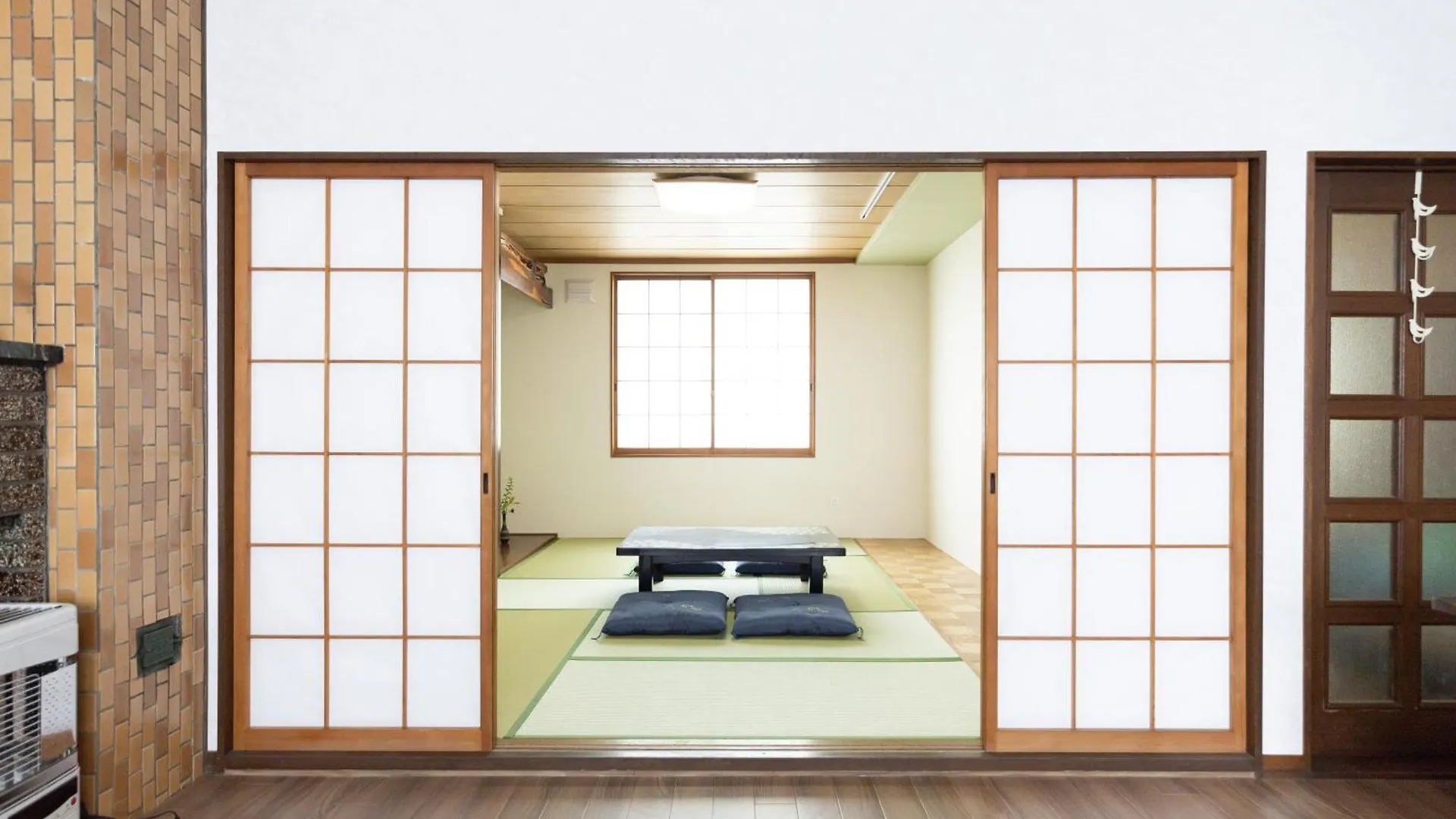 Guest House 来夢 أوتارو