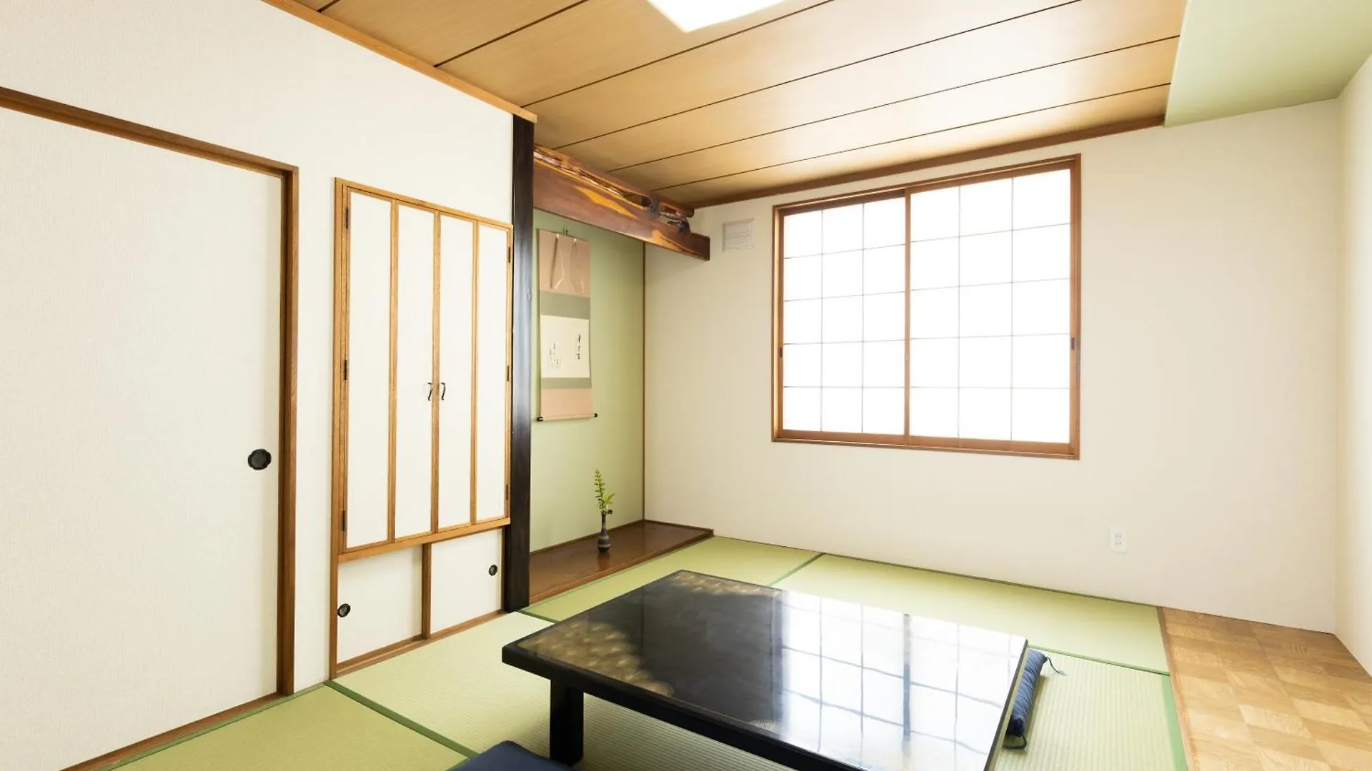 Guest House 来夢 أوتارو